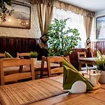 Cztery Strony świata Bed & Breakfast