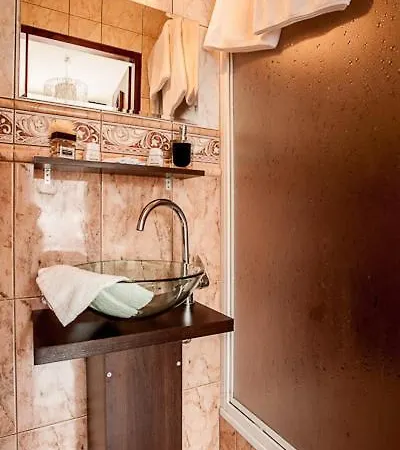 Cztery Strony Swiata Oda ve Kahvaltı 3*