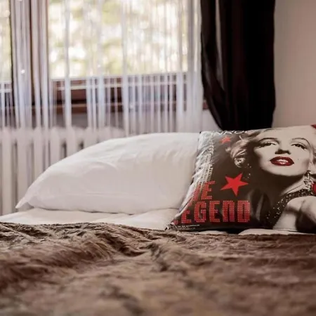 住宿加早餐酒店 薇拉兹特斯特罗你施瓦塔旅馆