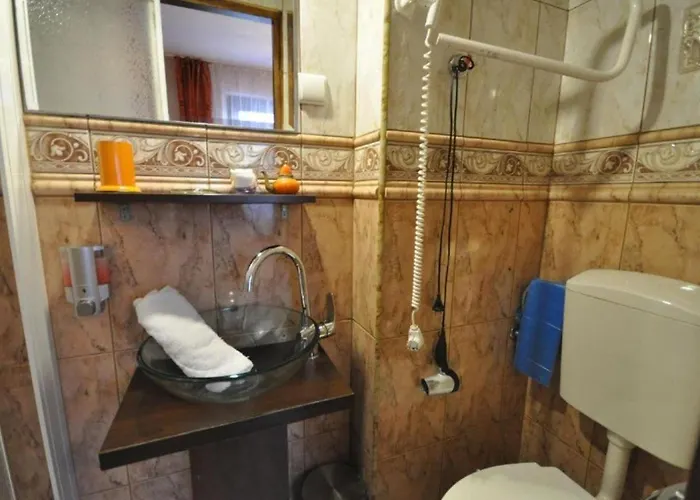 Cztery Strony świata Nocleg ze śniadaniem 3*